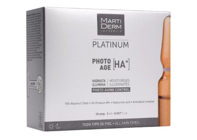 Línea de activos vegetales que trabajan como el estrógeno: hidratan, calman y reafirman. También rejuvenece el cuello. Menopausia